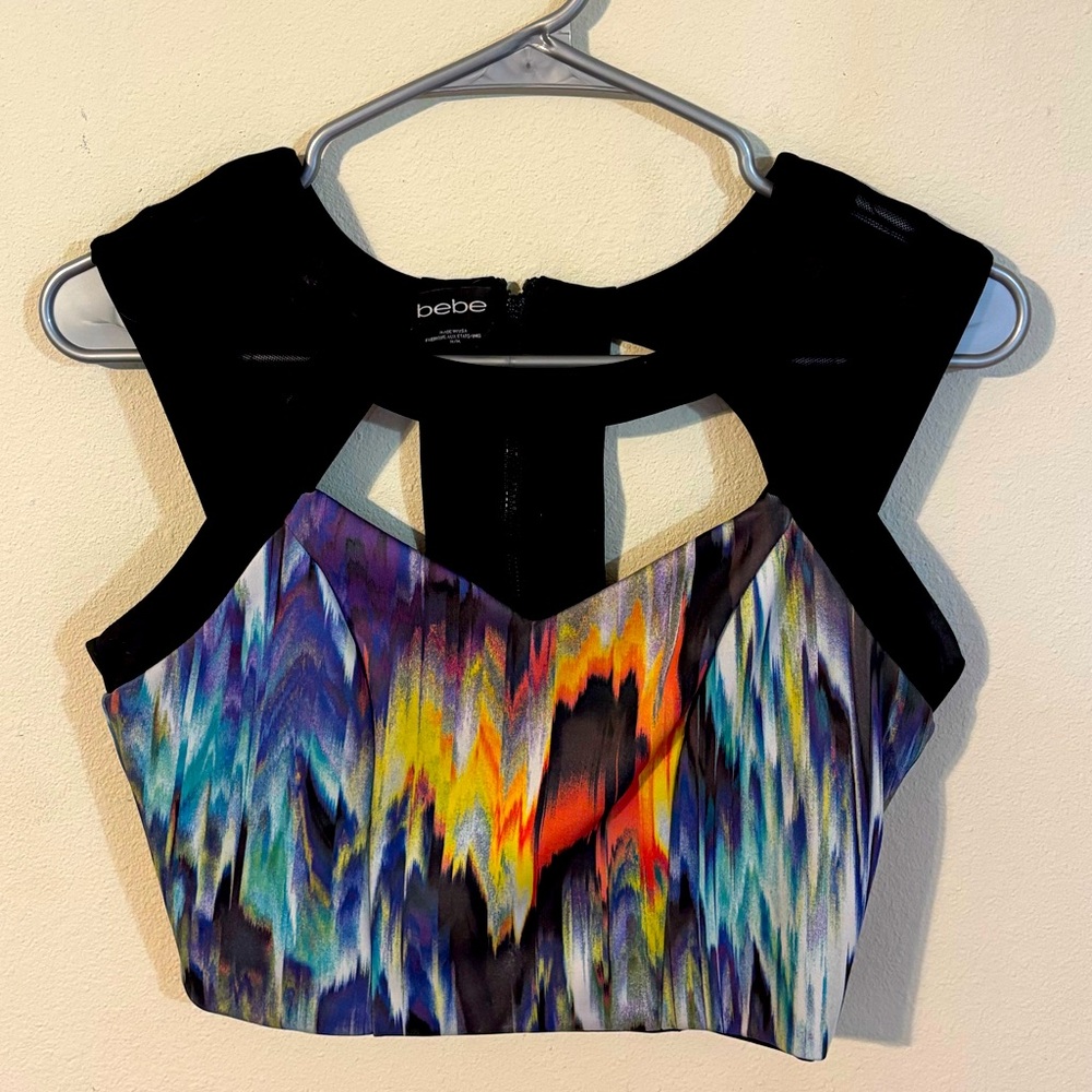 Cut out Crop Top